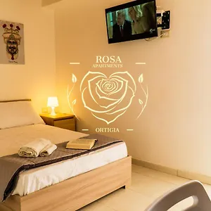  Appartamento Casa Charm Rosaapartmentsortigia Italia